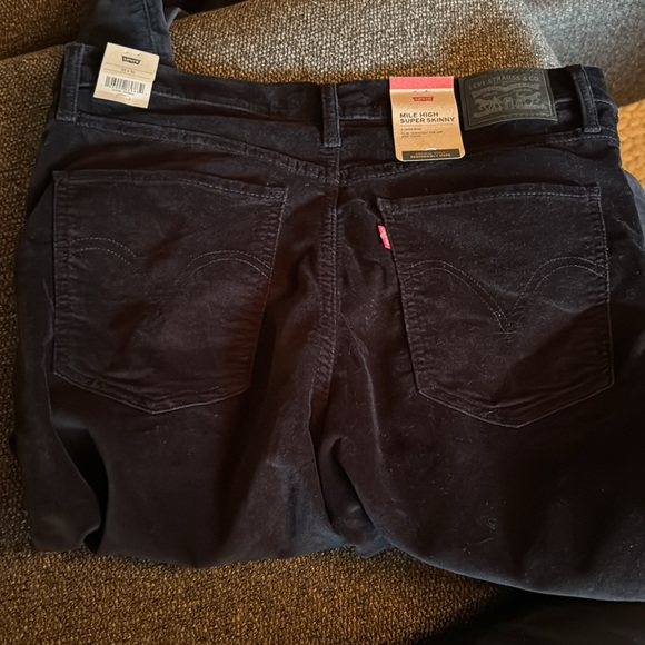 NWT Levis Mile High Super Skinny black velvet jeans/jeggings - Picture 2 of 7